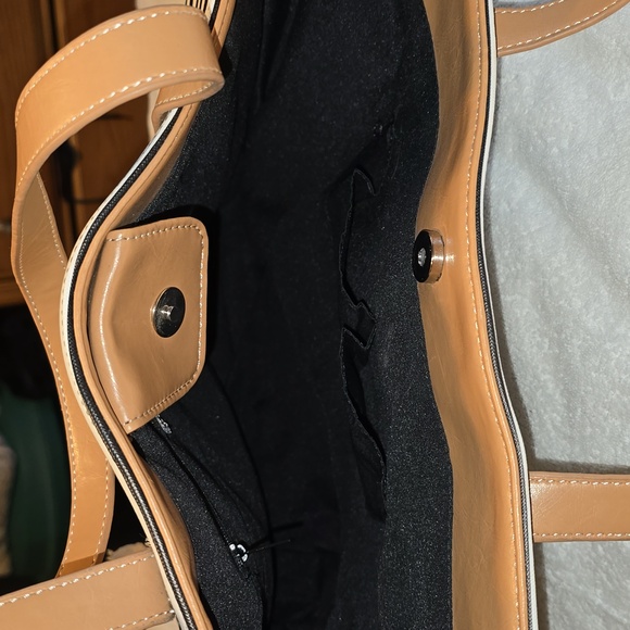 Reaction Kenneth Cole black and White bow tote bag - Picture 3 of 3